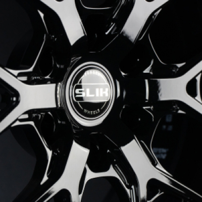 18x8.5